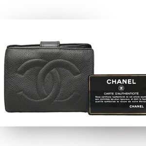 Chanel caviar leather mark black wallet with COA
